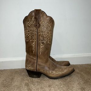 Laredo cowboy boots 7.5